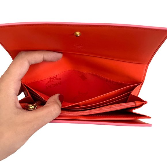 1291123MW MCM Wallet Tri Fold - Picture 9 of 11